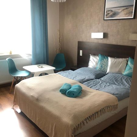 Azzurro Hotel Lukecin Luaran gambar