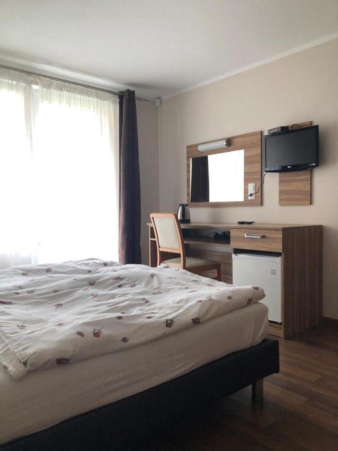 Azzurro Hotel Lukecin Luaran gambar