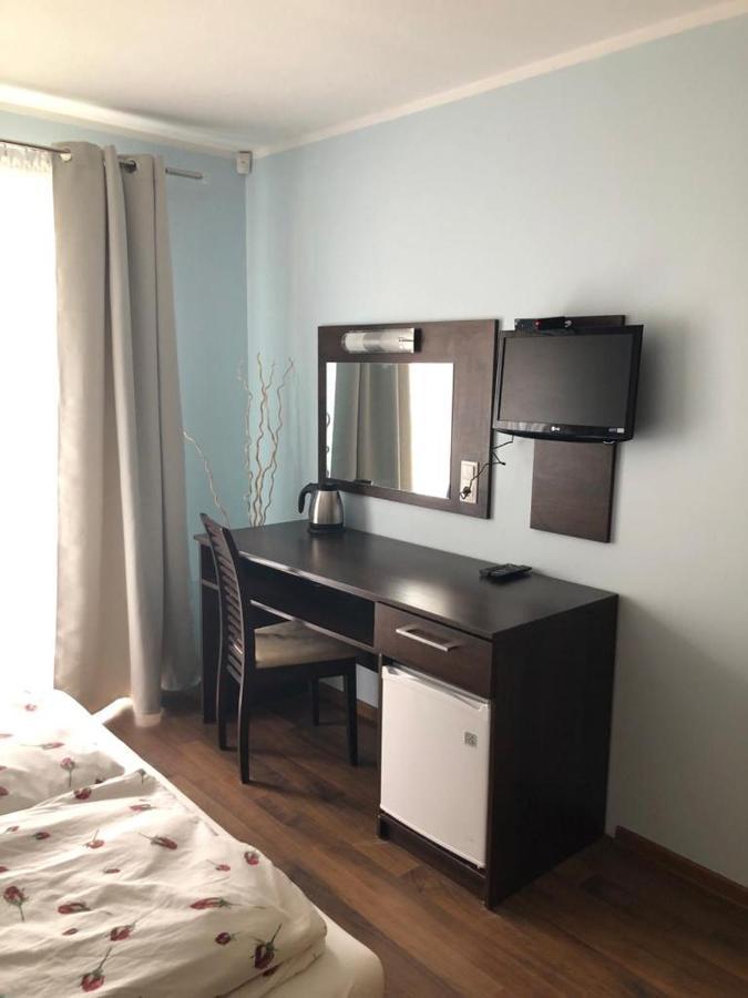 Azzurro Hotel Lukecin Luaran gambar