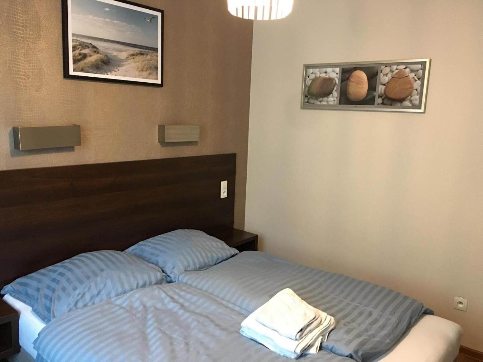 Azzurro Hotel Lukecin Luaran gambar